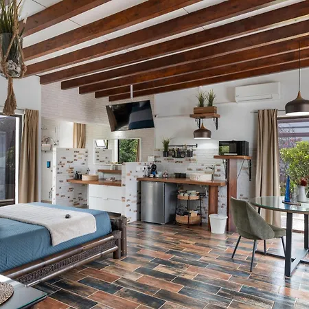 بيت للعطل Guenia Ll *