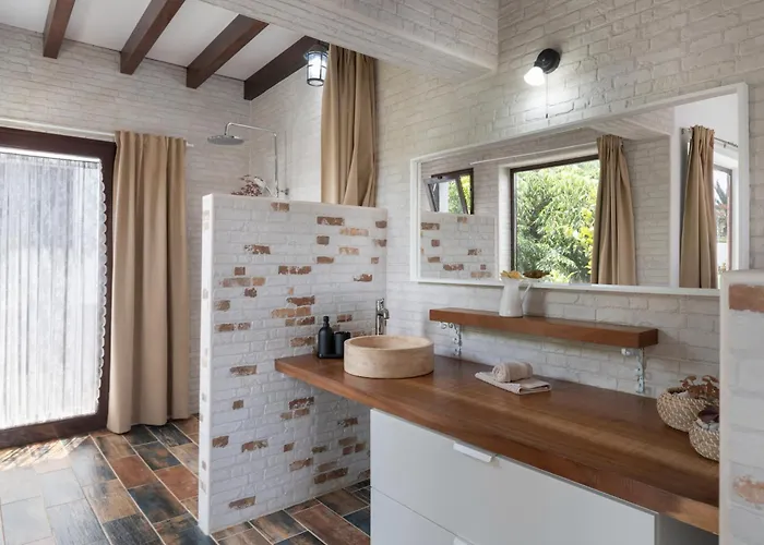 Guenia Ll * El Mojon (Canary)